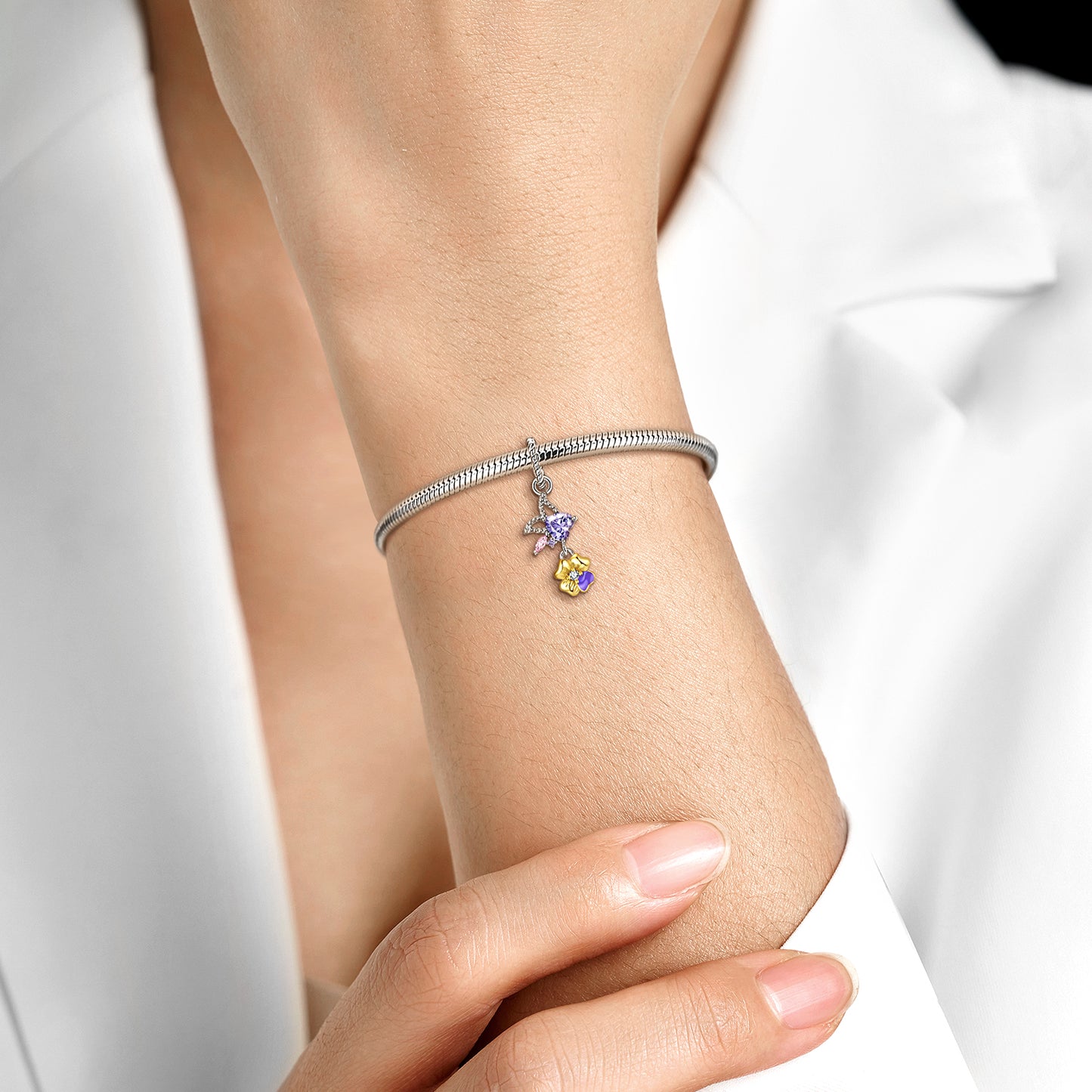 Original Design S925 Sterling Silver February Violet Dangle Charm, February Birth Flower, Flower Language Series, CZ Charm Bead For DIY Bracelet Necklace, Pandora Compatible Jewelry Gift