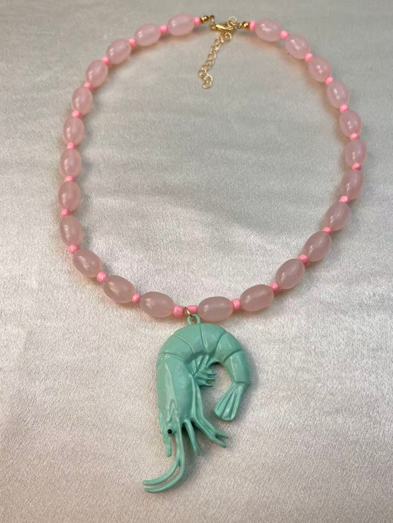 Womens Summer Resort-style Light-luxury Fashion Necklace With A Creative Twist