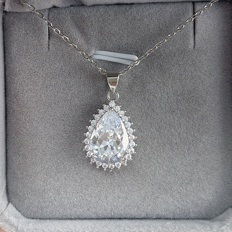 Online Store Supply Spot Low Price Wholesale Aaa Zircon Water Drop Pendant Korean Style Necklace Ice Flower
