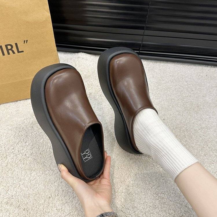 Women Retro Versatile Anti Slip Black Thick Sole Closed Toe Slippers Summer Outdoor Wear New Style Slip On Height Increase  Style Shoes