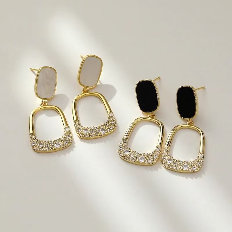 2026 Minimalist Cold Style Earrings, Korean Niche Designer Jewelry For Women