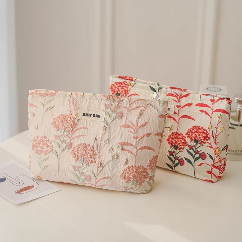 Women's Portable Fashionable Clutch Bag For Makeup