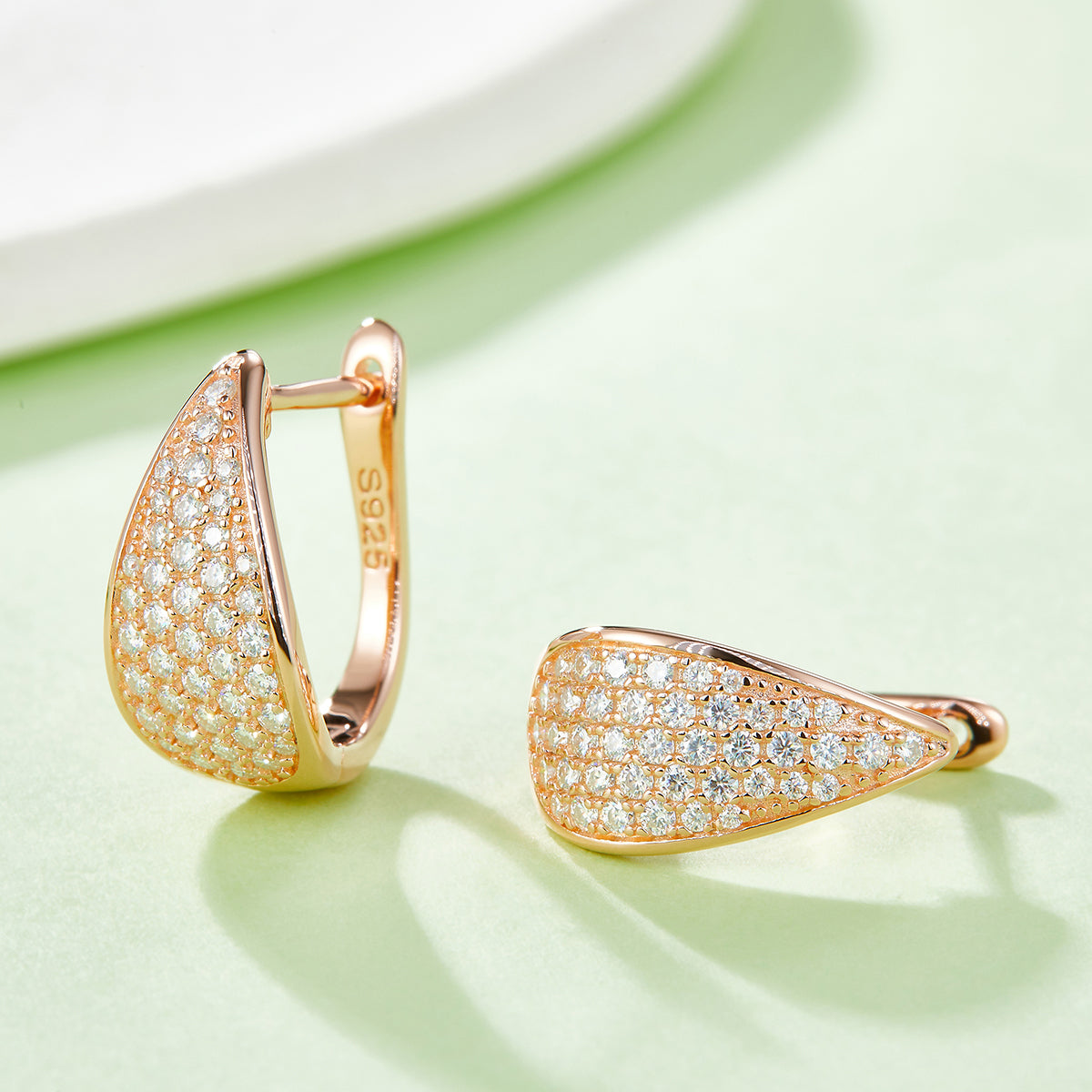 3.1g S925 Sterling Silver 83-Stone Moissanite Hoop Earrings  Teardrop Pave Huggie Hoops With GRA Certificate, Platinum Plated Fine Jewelry Gift Box Set For Women