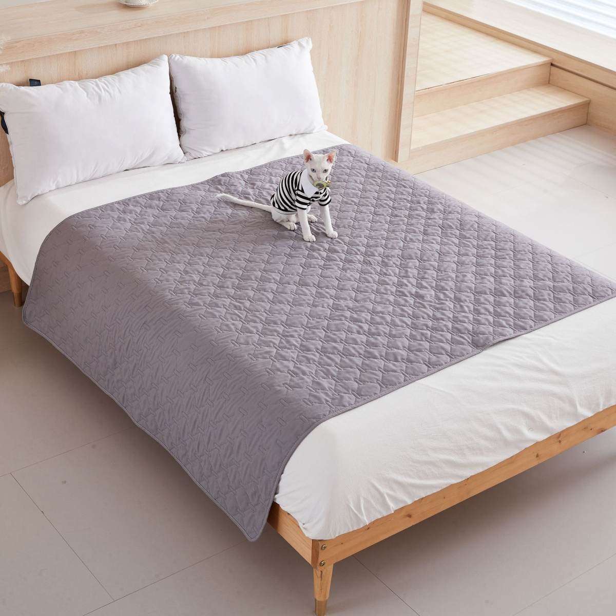 Waterproof And Non-slip Pet Mattress Pet Blanket Furniture Mattress Sofa Protector