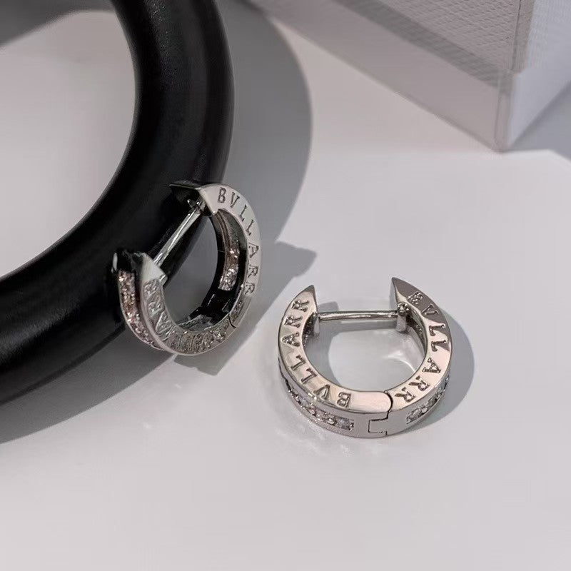 Popular 2026 Trendy Unisex Earrings, Luxury Texture Men Stud Earrings, Retro Vintage Clip On Ear Ornaments For Fashion Ladies