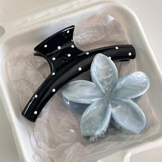 Simple  Elegant Half-up Hair Clip For The Back Of The Head