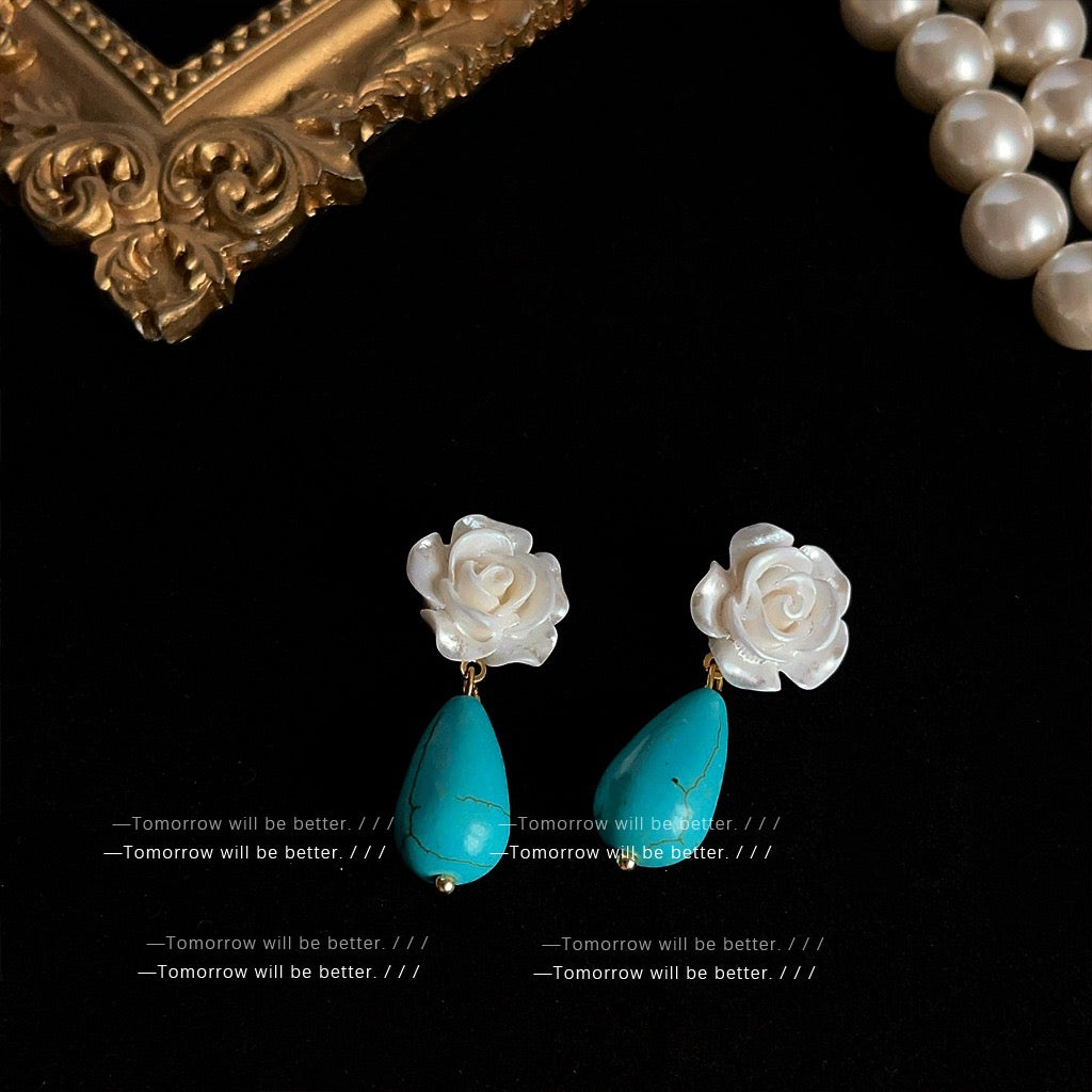 Retro Vintage Stud Earrings Women Elegant Style Niche Luxury Earrings Fashion Fine Jewelry Gift