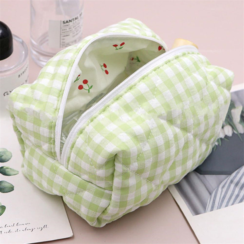 Large Capacity Travel Multifunctional Floral Makeup Bag