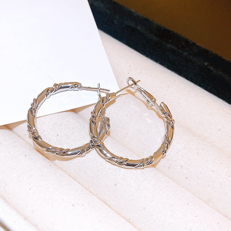 Vintage Flower Silver Stud Earrings For Women Elegant Floral Dangle Earrings Gift