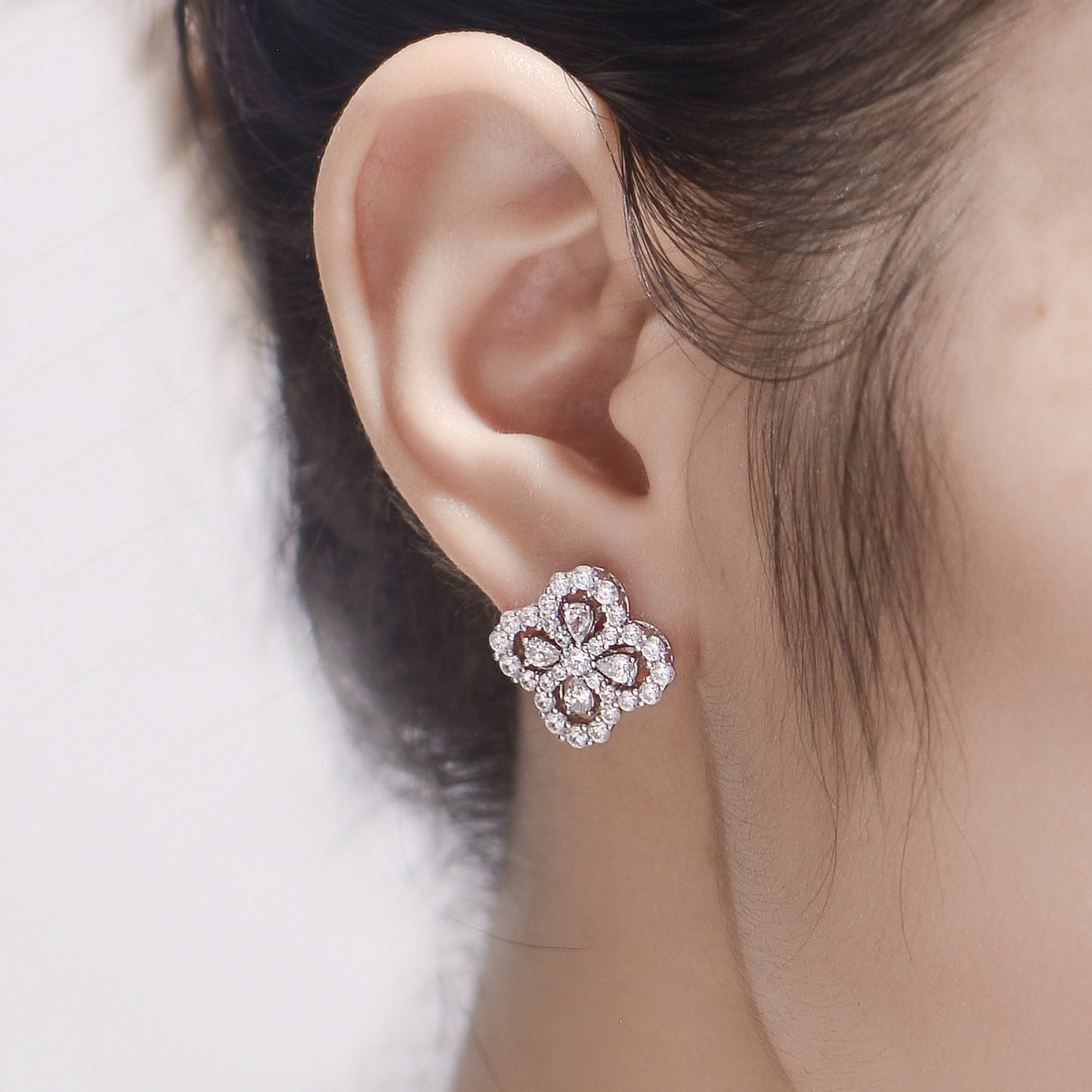 S925 Sterling Silver Moissanite Flower Stud Earrings  Pear Cut Clover Design With GRA Certificate Platinum Plated Jewelry Gift Box Set For Women