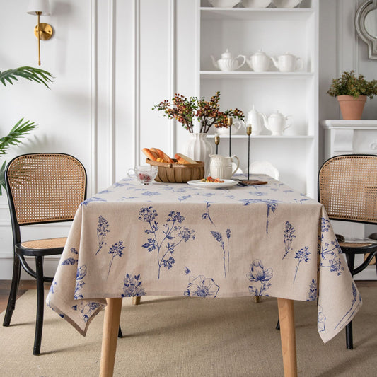 Kitchen Tablecloth With Little Bee And Blue Flower Print