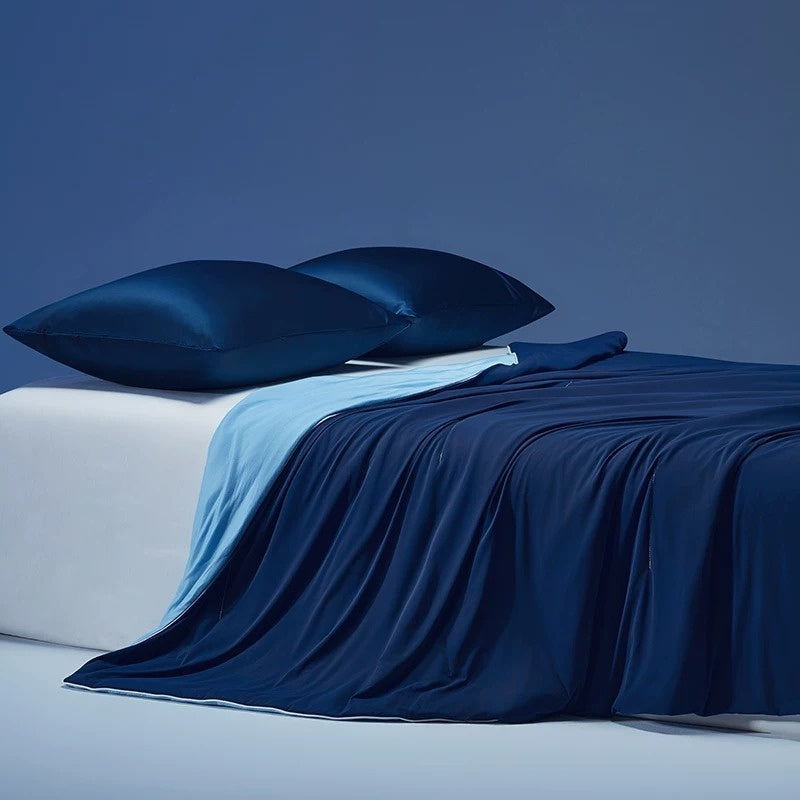 Small Cooling Summer Air-Conditioning Cool-Feel Ice Silk Summer Blanket