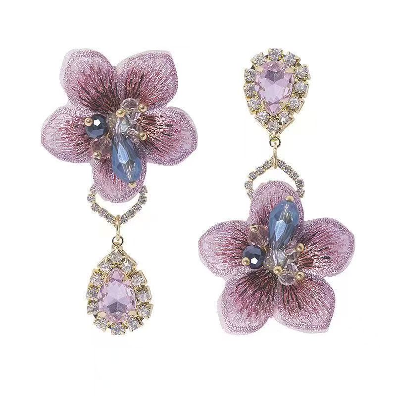 2026 New Vintage Chinese Style Big Flower Stud Earrings For Women, Unique Asymmetric Embroidery Petal Fashion Rhinestone Ear Jewelry