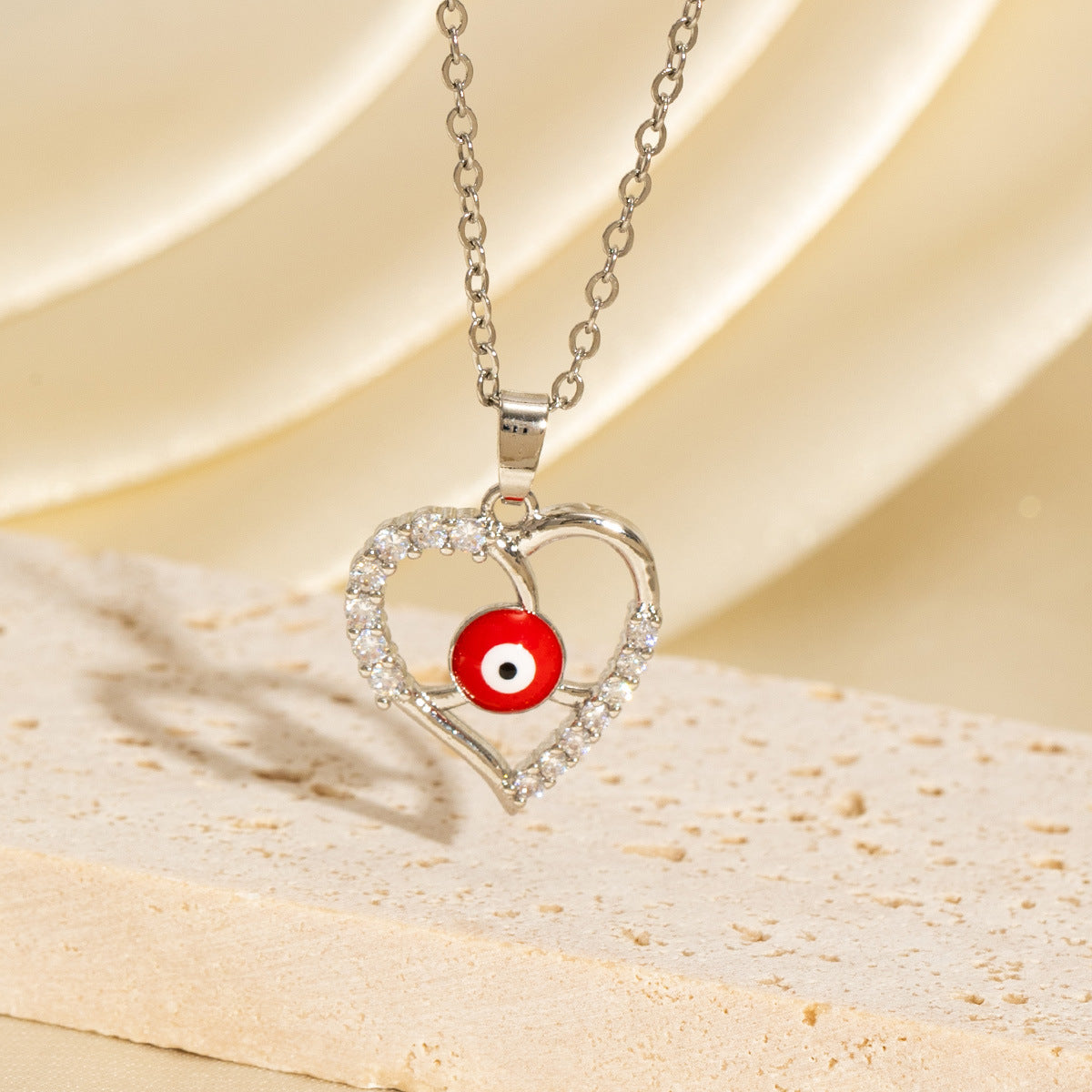Niche-designed Heart Necklace With Accessories