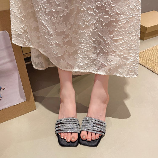 French Rhinestone Fashion Temperament, One Line Drag, Women's Square Head, Low Heel, Outdoor Cool Drag