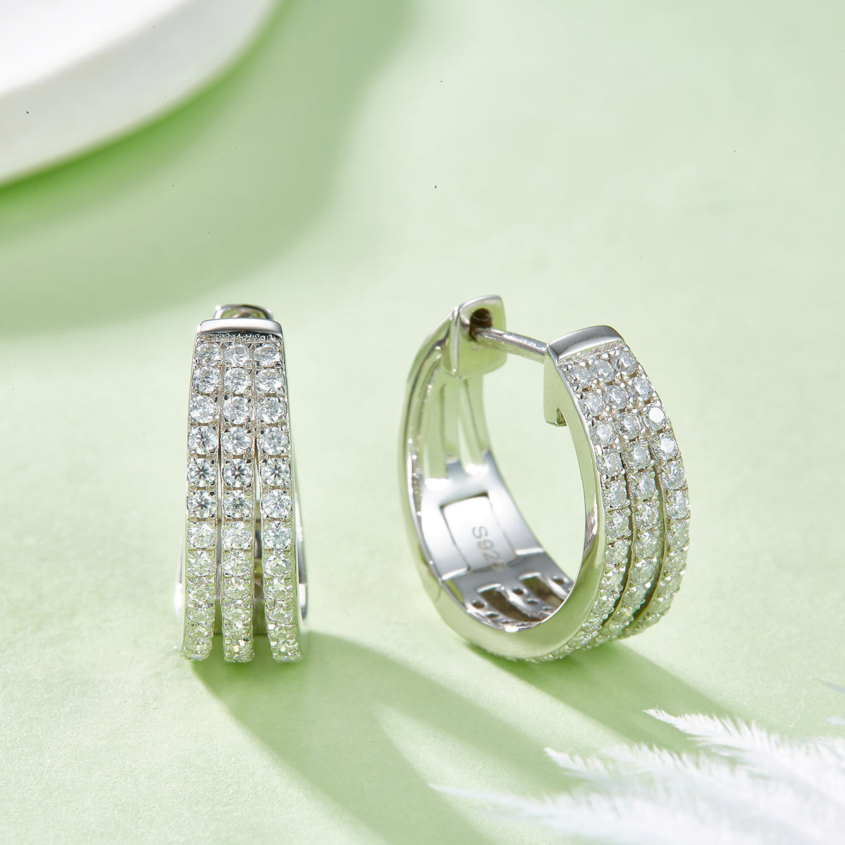 4.8g S925 Sterling Silver Moissanite Hoop Earrings 17mm  Triple Row Pave Huggie Hoops With GRA Certificate, Platinum Plated Fine Jewelry Gift Box Set For Women