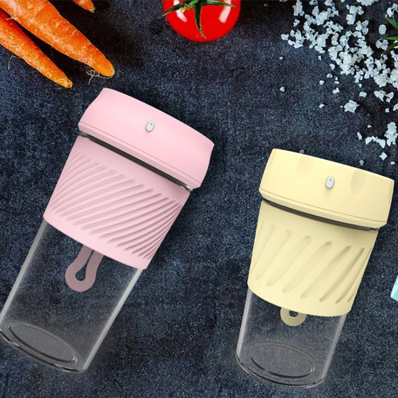 Mini Rechargeable Juice Cup Portable Fruit And Vegetable Blender With USB Charging Compact BlenderJuicer