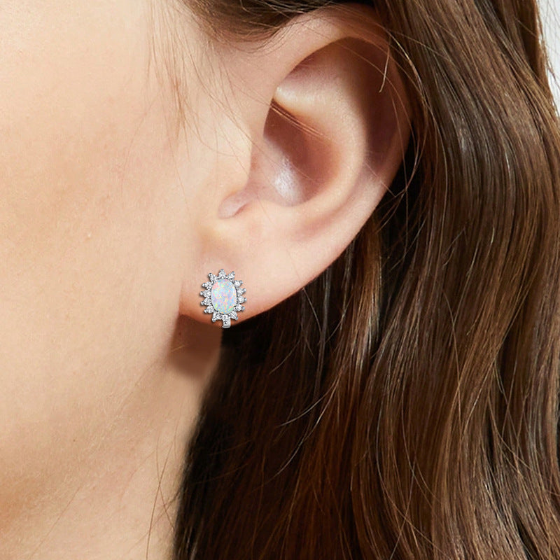Aobao Elegant Chic Earrings For Women Simple Trendy Ear Accessories No-Piercing Sunflower Ear Cuffs