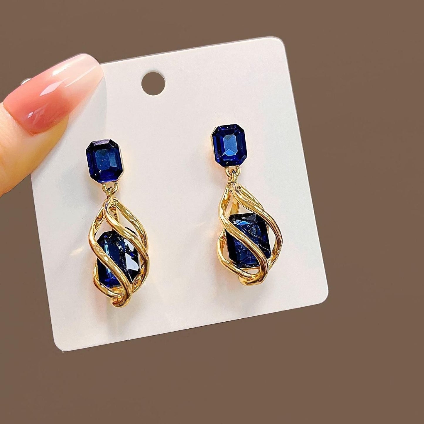 Women's Luxury Emerald Geometric Teardrop Earrings With Inlaid Diamonds, Retro Fashion Personal Dangle Studs, Versatile Elegant Light Luxury Ear Jewelry