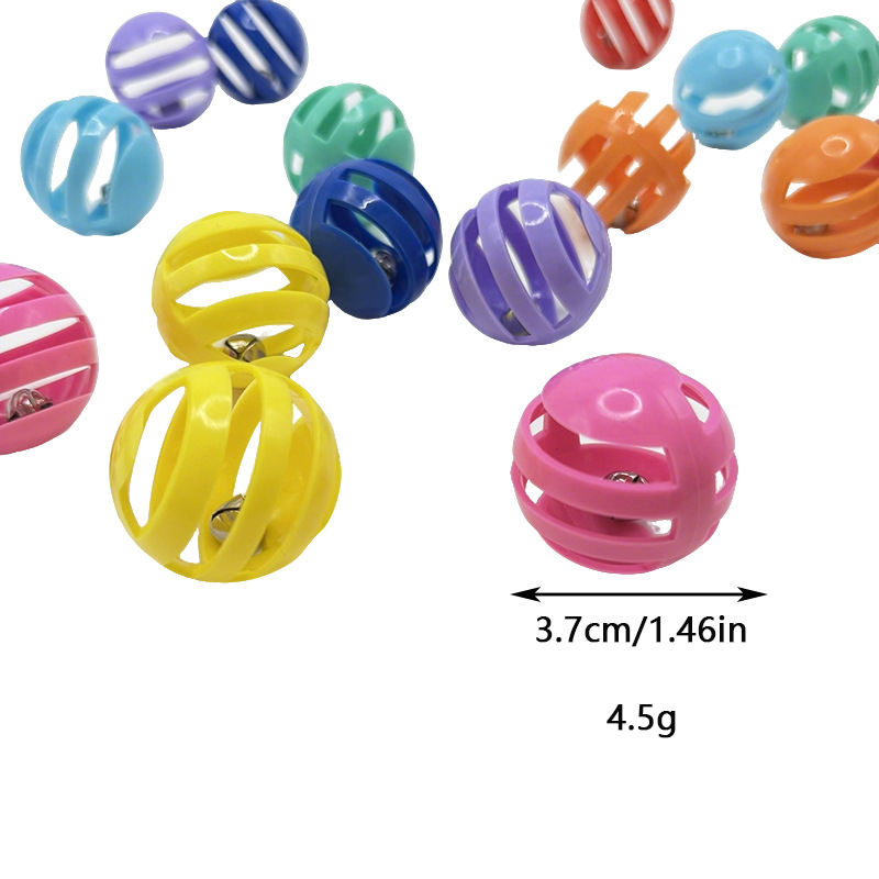 Squeaky Ball Pet Toy For Cats And Dogs