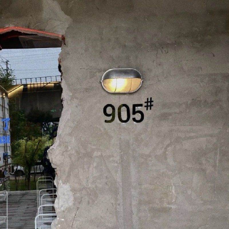 Retro Industrial-style Outdoor Wall Lamp