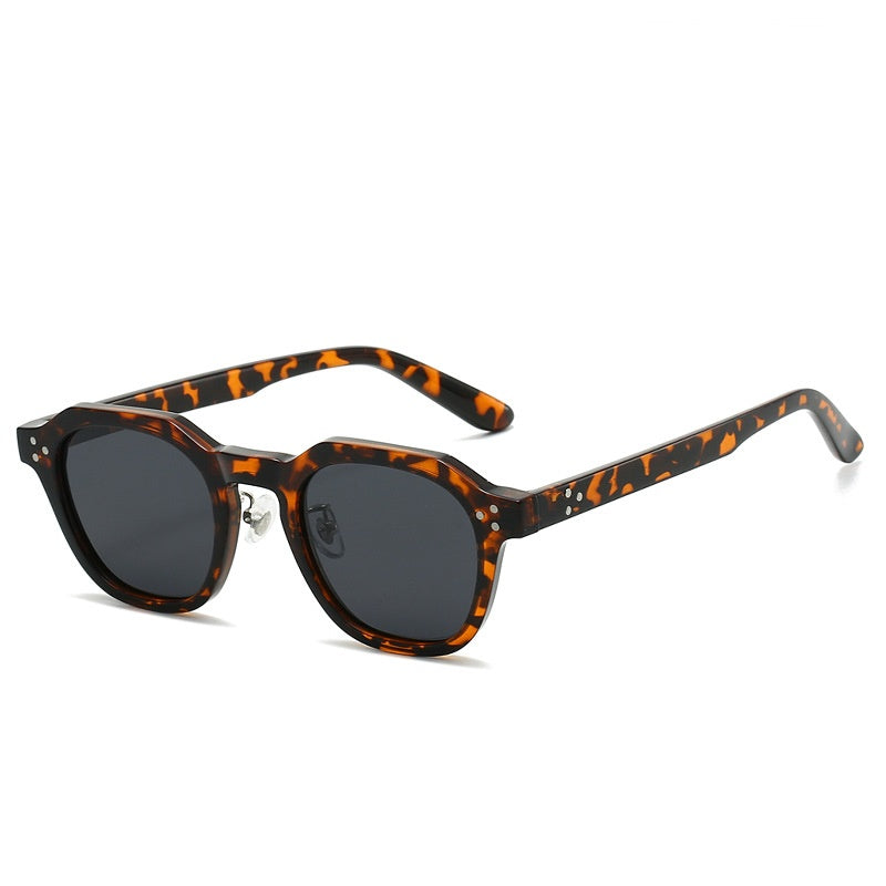 Niche Polygonal Sunglasses With A Premium Sun-blocking Design