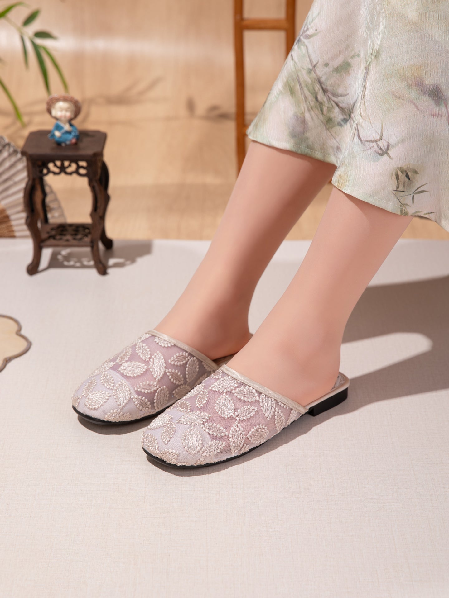 2026 New Women S Closed-Toe Mesh Mule Shoes - Summer Linen Woven Breathable Cloth Flats, Slip-On Lazy Shoes For Outdoor Wear