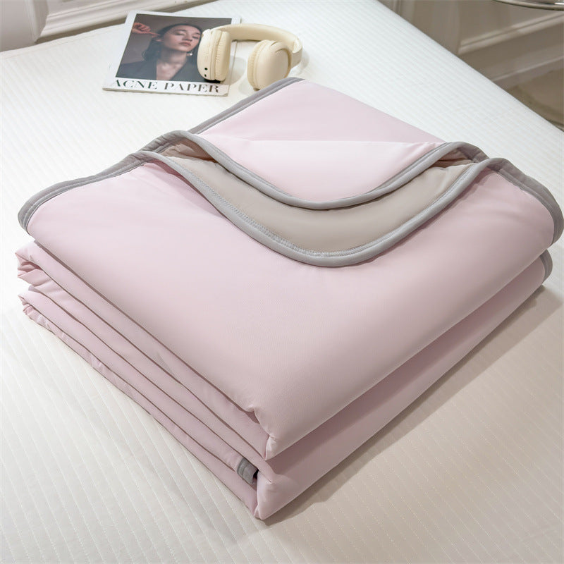 Class A Maternal InfantGrade Cooling Silk Summer Quilt MachineWashable For Single Or Double Beds