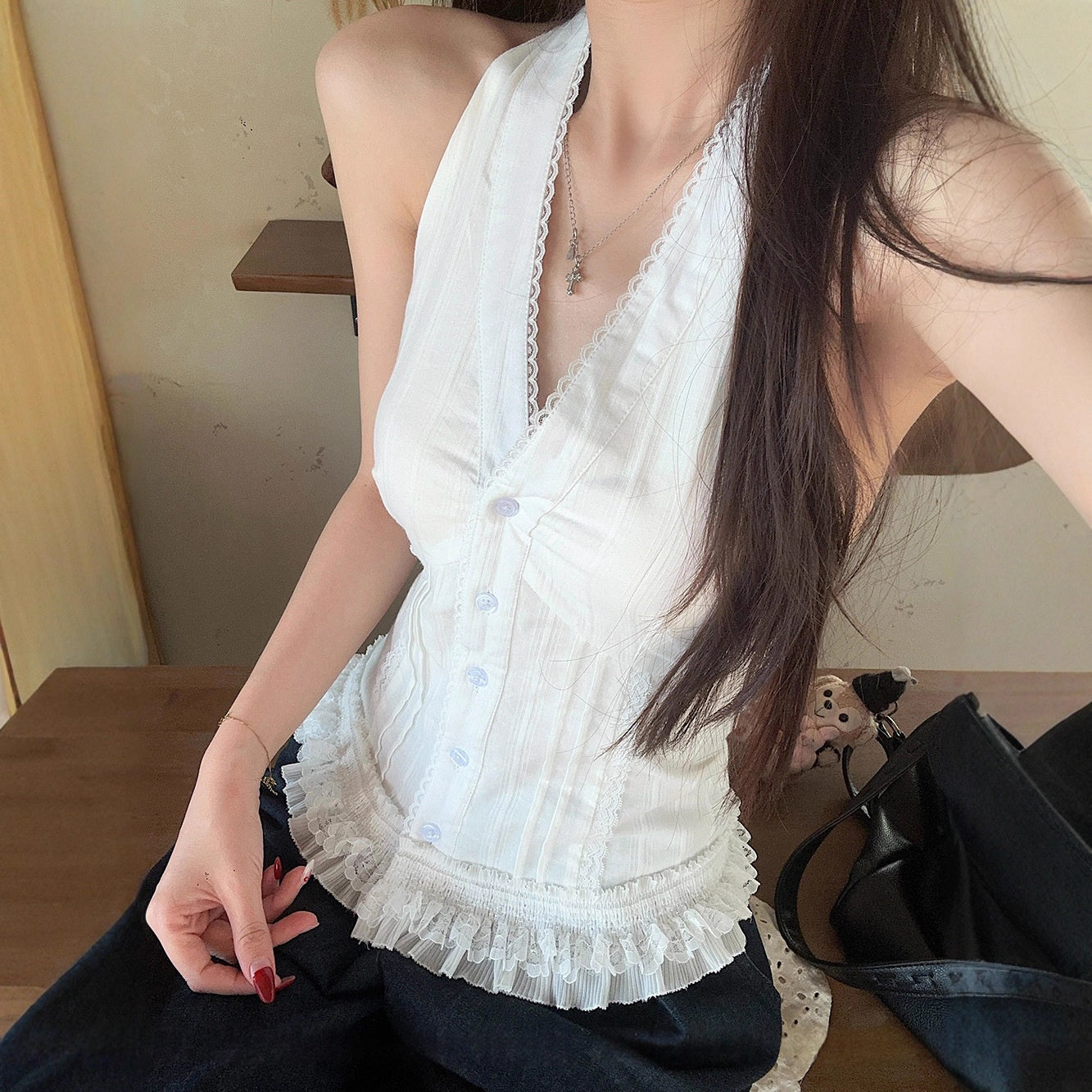 New White Lace Halter-neck Vest Korean Style