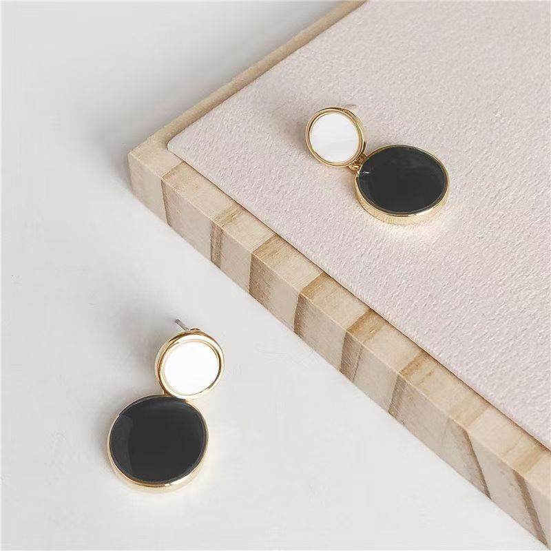 High-End Natural Shell Stud Earrings, Enamel Dangle Earrings For Women, Korean Cold Minimalist Personalized Hong Kong Retro Style Elegant Drop Ear Jewelry