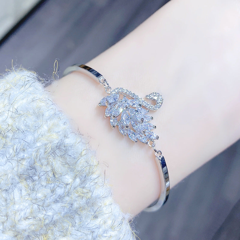 Gradient Swan Multicolor Zircon Bangle Japanese Style Mori Chic Elegant Fashion Wrist Accessory