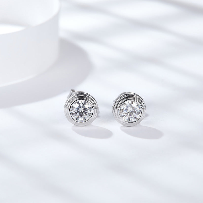 S925 Sterling Silver 0.5 Or 1CT Moissanite Stud Earrings  Round Bezel Set With GRA Certificate, Platinum Plated Jewelry Gift Box Set For Women