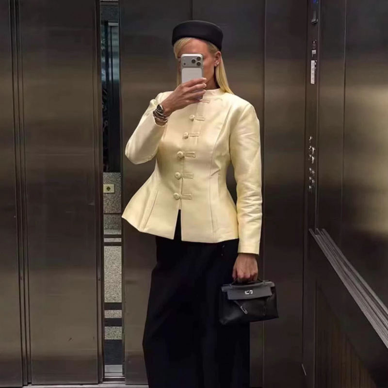Best-selling Spring Versatile Stand-collar Button-front Waist-cinching Jacket