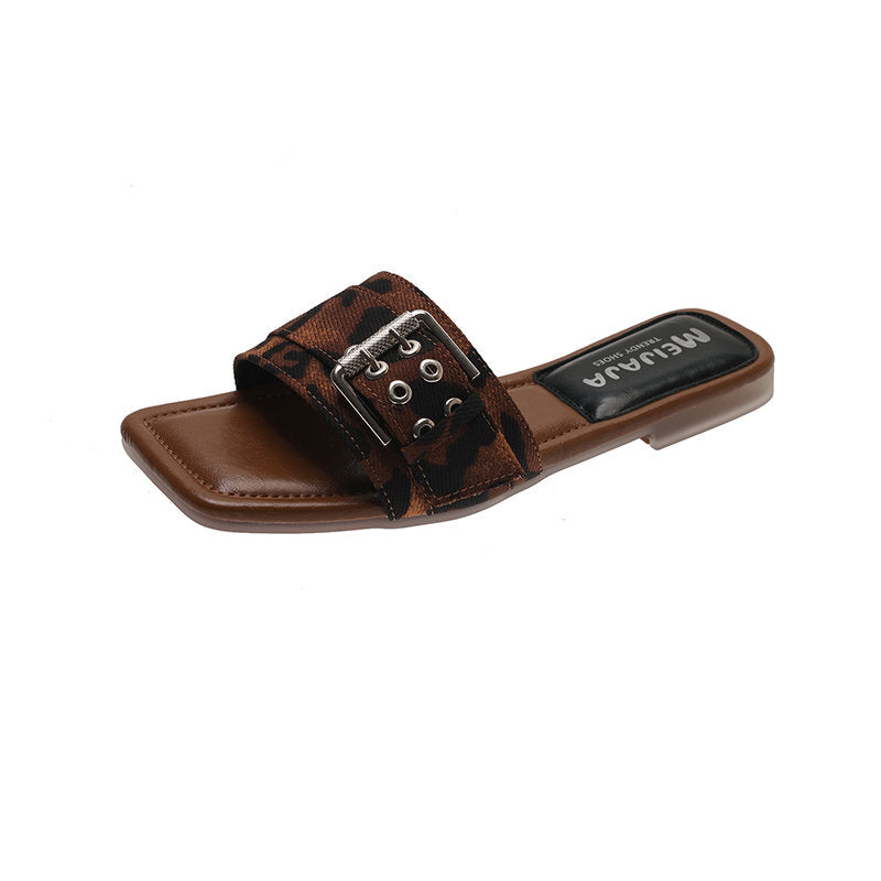 Bestseller Women's Outdoor Slides, New Summer 2026, Fashion Versatile Flat Sandals, Comfortable All-Day Wear To Match Dresses