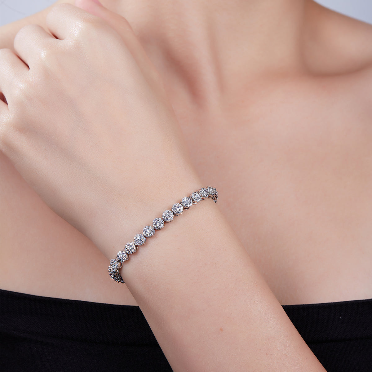 S925 Sterling Silver 2mm Moissanite Cluster Tennis Bracelet 18cm 288pcs D Color VVS1 Platinum Plated GRA Certified Gift Box