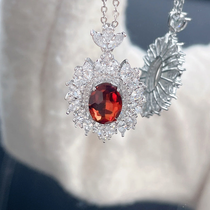 European And American Style Luxury Pigeon Egg Hollow Inlaid Imitation Smoke Lava Crystal Zircon Adjustable Necklace Women's Fashion Versatile