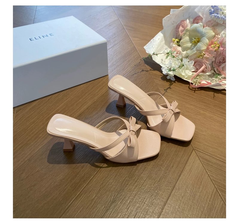 Summer New Style With Thick Heels And High Heels, Women's Fashion Temperament, Bow Tie Style, Square Head, Thick Heels And High Heels, Cool Down