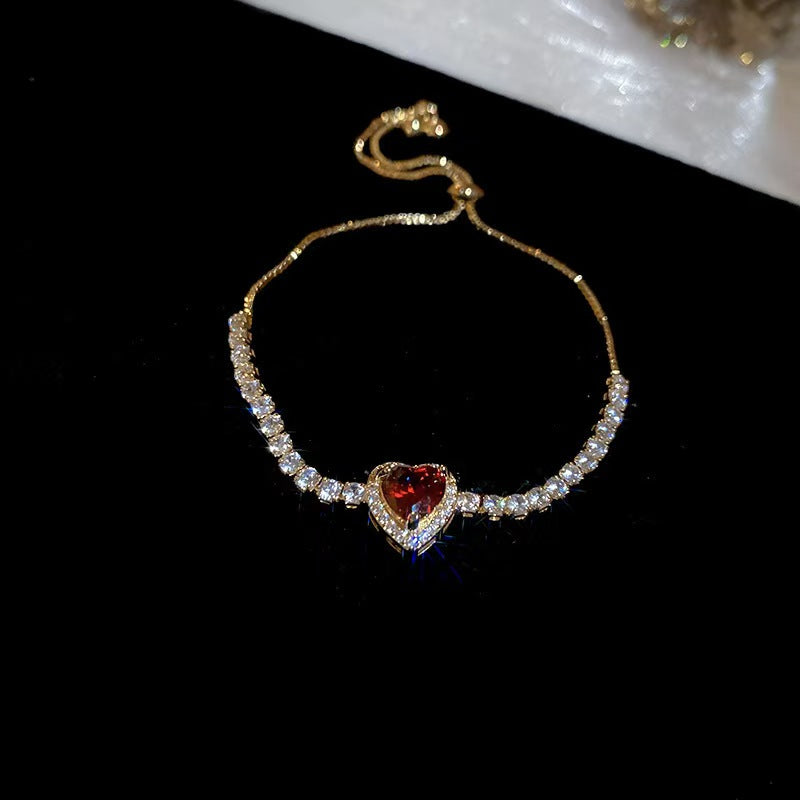 Western Style Zirconia Heart Bangle Exquisite Dainty Bracelet Luxury Niche Versatile Fashion Hand Jewelry
