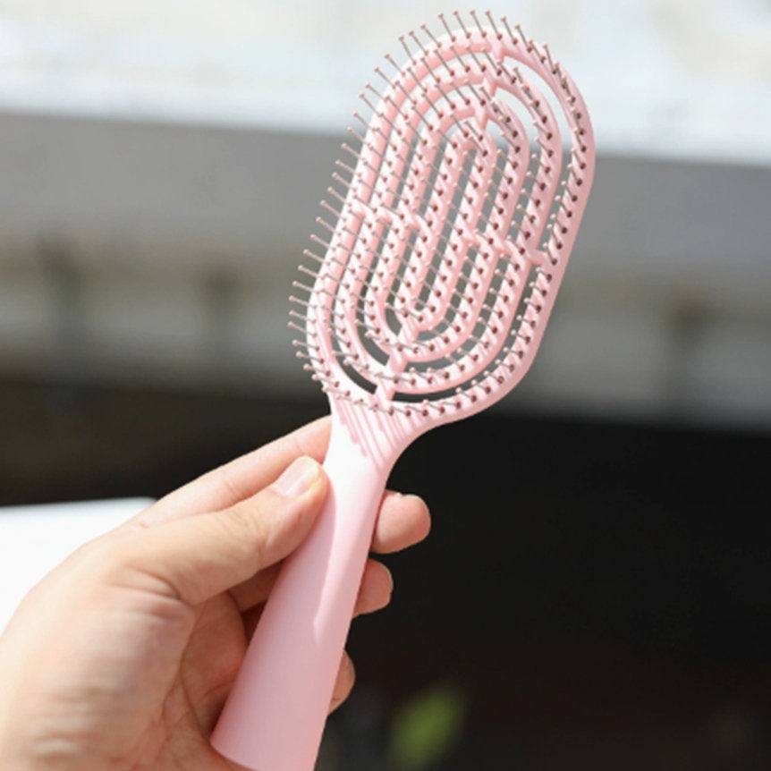 The Mini Portable Hair Straightening Comb Is Suitable For Women To Use