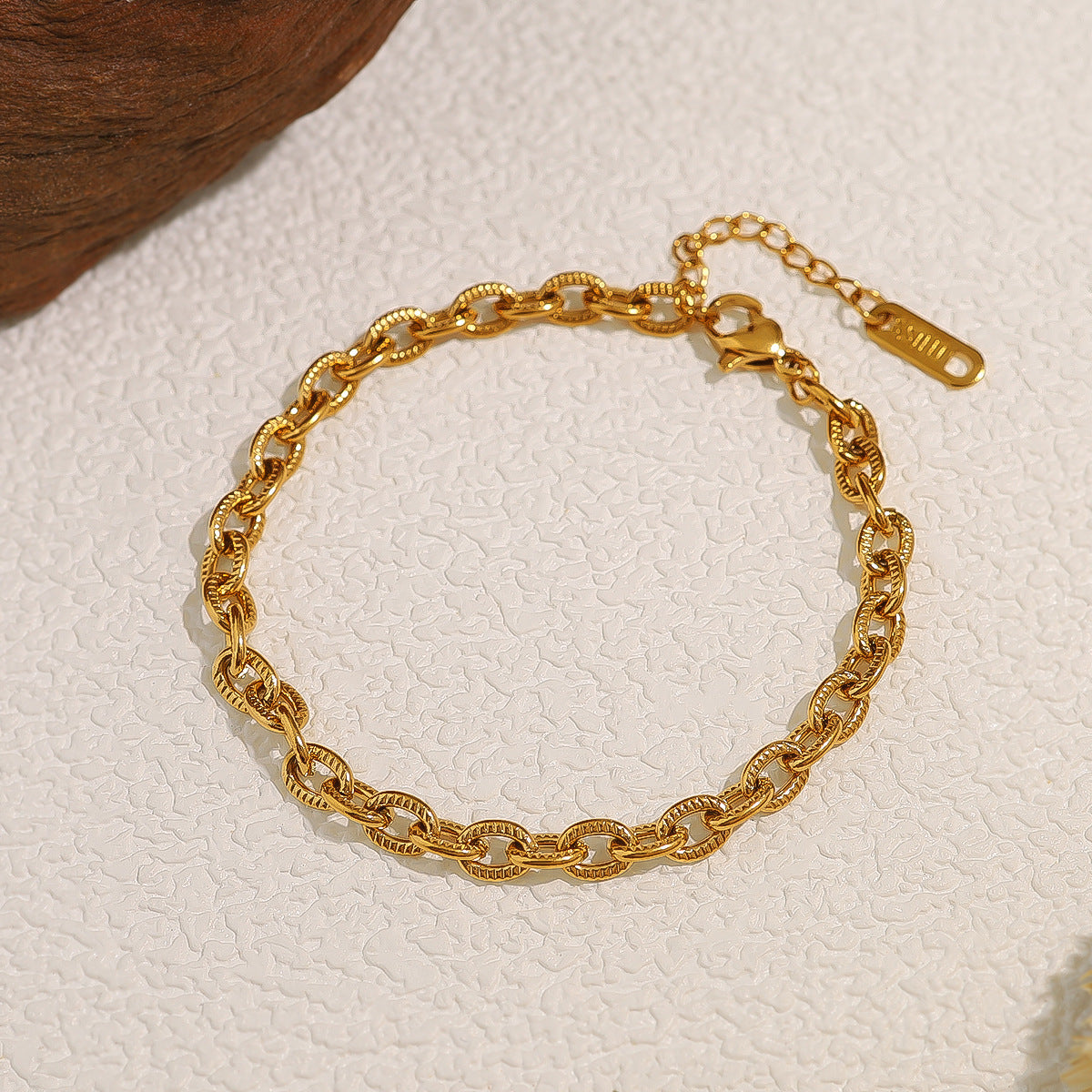 Womens Colorfast Hand Jewelry Accessories
