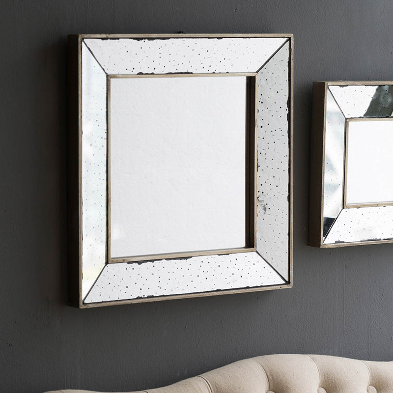 18  X 18  Distressed Silver Square Accent Mirror  Traditional Style Framed Wall Mirror For Living Room  Entryway  Office  Bedroom  Hallway