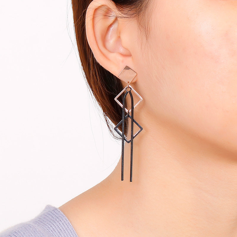 Korean-style Fashionable And Elegant Geometric Titanium Steel Earrings For Women