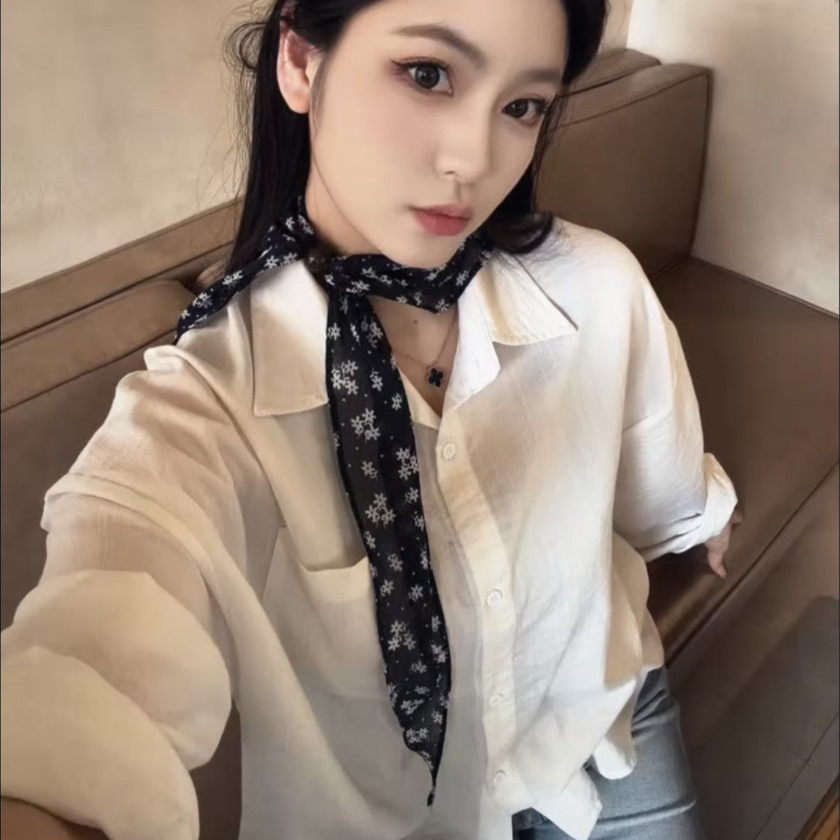 Korean-style Retro Floral Silk Scarf For Women