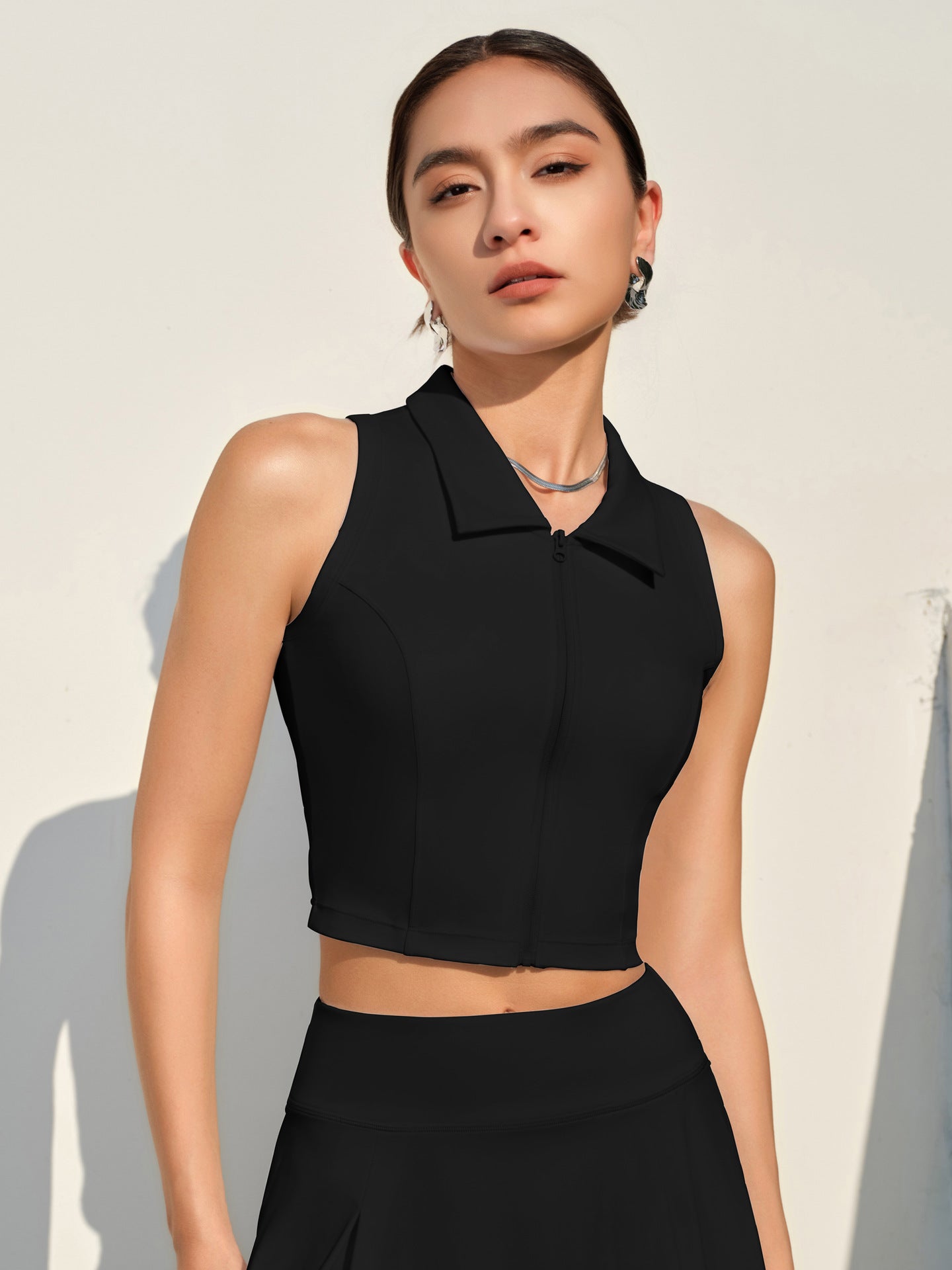 New Women's Sports Top With Built-in Cups, Stand Collar Yoga Tank Top, Wearable Outside, Polo Style For Golf & Tennis