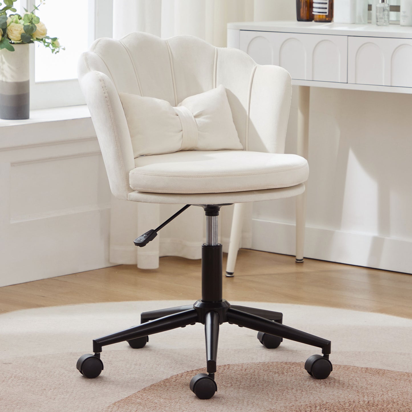 Modern Design  Dressing Chair, Office Chair, Petal-shaped Backrest, Butterfly-shaped Lumbar Cushion, Height Adjustable, Soft Seat Cushion.Suitable For Living Room, Bedroom, Office, Etc.