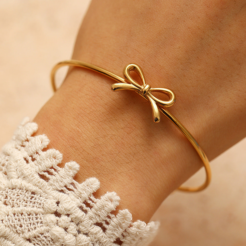 Korean-style Delicate Luxury Bow Bracelet For Women