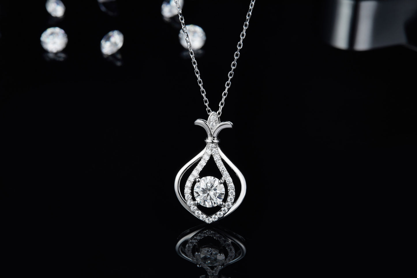 S925 Sterling Silver Teardrop Necklace, 1ct D-VVS1 Moissanite & Lab-Grown Gems, Platinum Plated 4g With GRA Certificate Gift Box