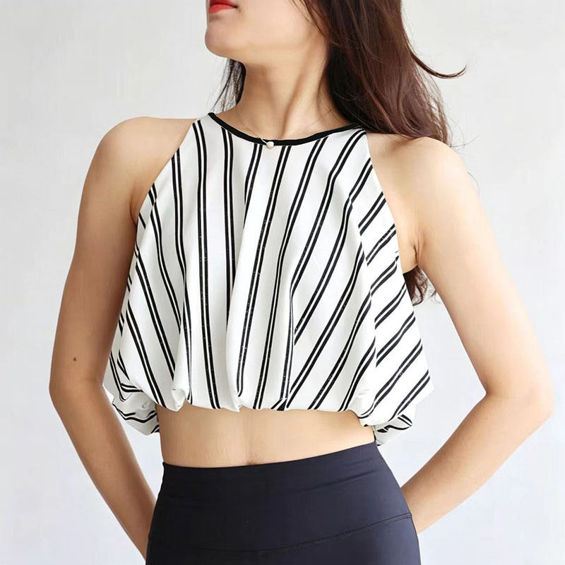 Elegant Womens Yoga Top With Black-and-white Striped Color Blocking