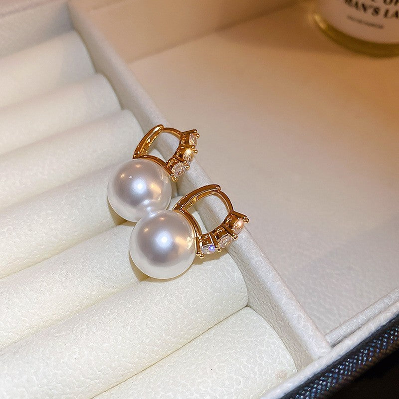 Premium Light Luxury Floral Pearl Earrings Vintage French Forest Style Women Gift