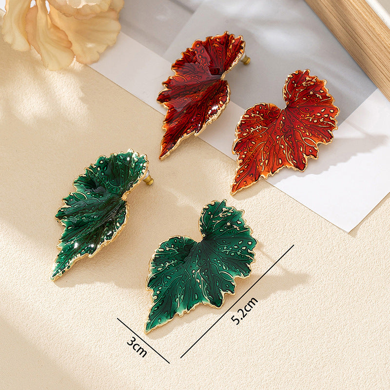 Vintage Style Exaggerated Leaf Stud Earrings For Women, Trendy Fashion Unique Personality Elegant Temperament Daily Fashion Ear Jewelry